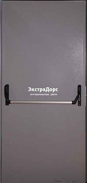 Глухая противопожарная дверь серая с антипаникой в Москве  купить