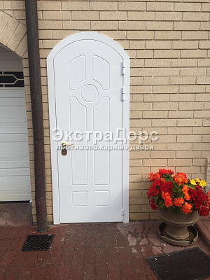 Противопожарная металлическая дверь с отделкой МДФ