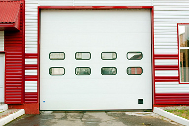 Противопожарные ворота 2-го типа с окнам на КПП